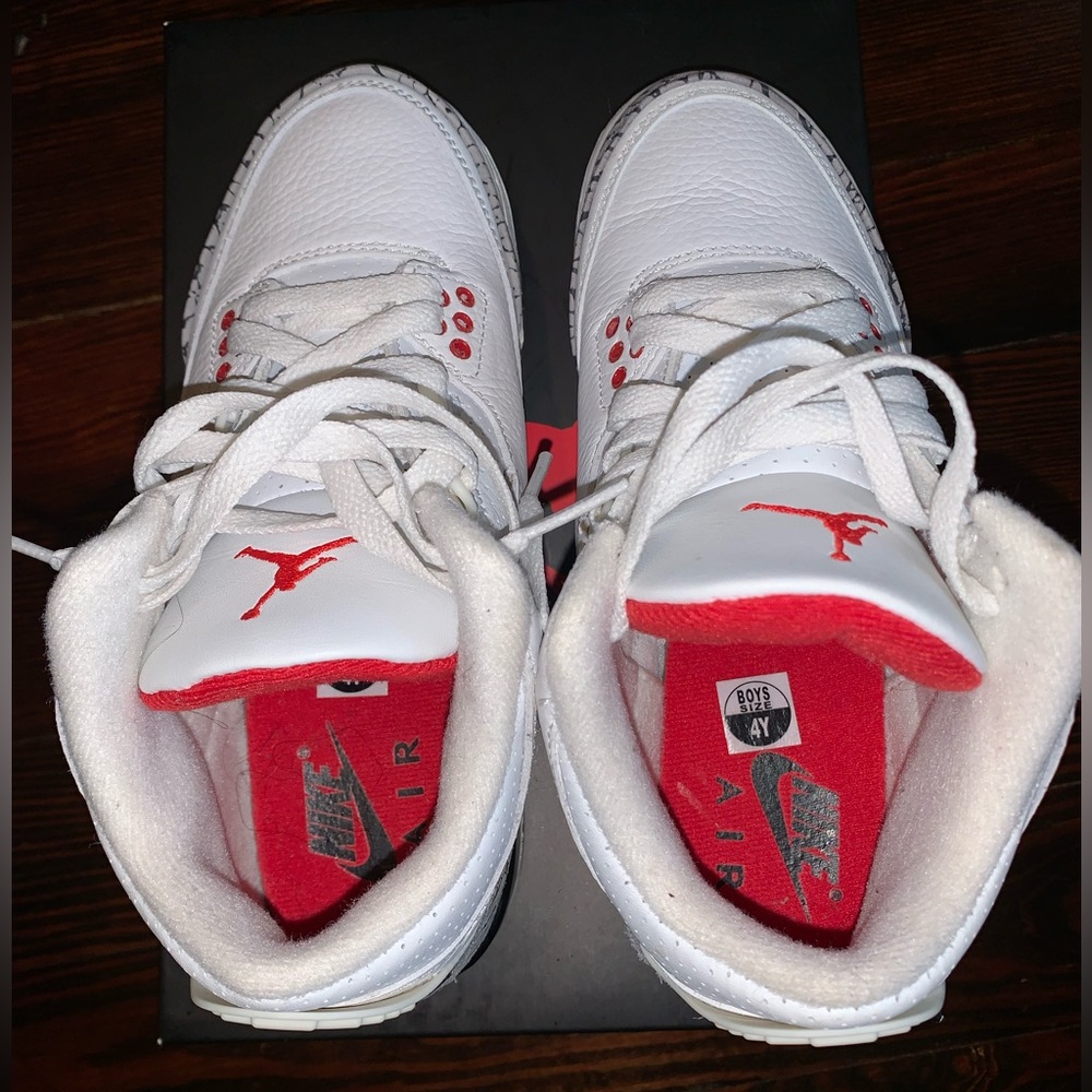SNEAKERS - RETRO AIR JORDAN 3 WHITE CEMENT - Picture 5 of 7